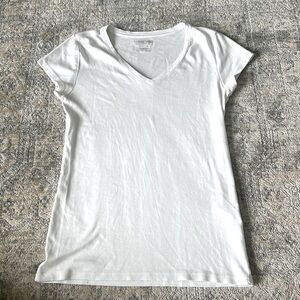 Basic Kirkland shirt 👚